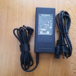 Sạc Lenovo đầu to