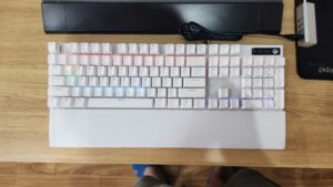 Bàn phím cơ gaming SPARTAN TC-3218 Trắng