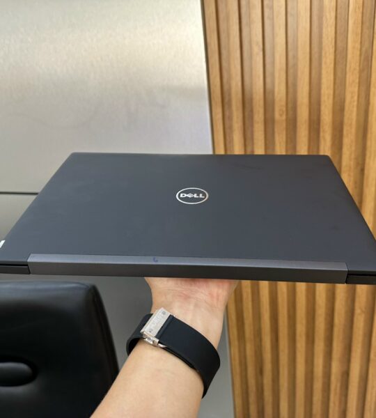 Dell Latitude 7390