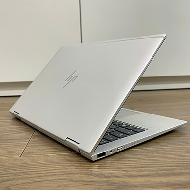 HP EliteBook x360 1030 G3